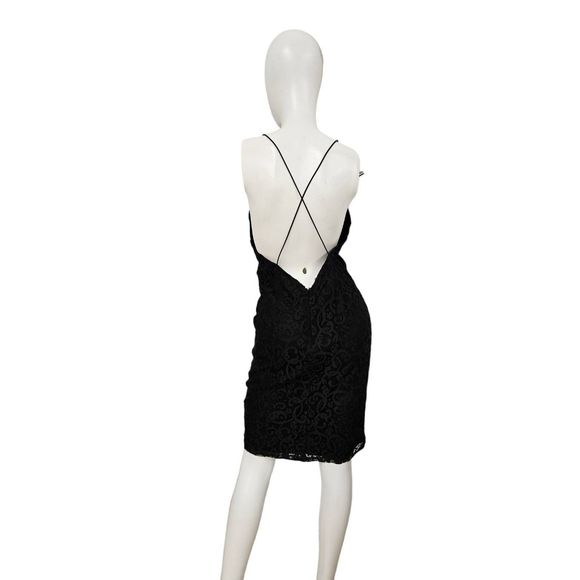 NWT Tobi Deep Plunge Black Dress Large - Picture 11 of 15